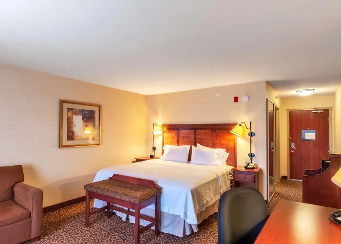 Hampton Hotel 3*