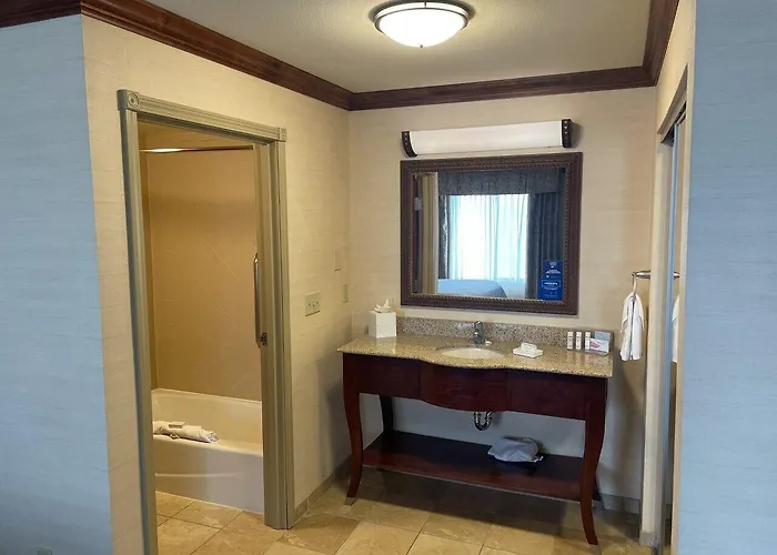 Hampton Hotel