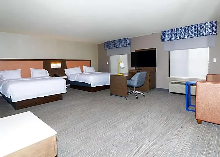 Hampton Hotel 3*