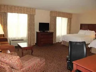 Hampton Hotel 3*