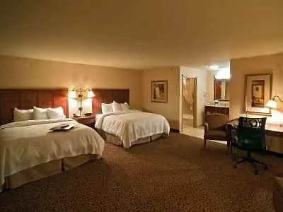 Hampton Hotel